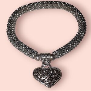 Heart bracelet stretch filigree Silvertone Snake design Vintage